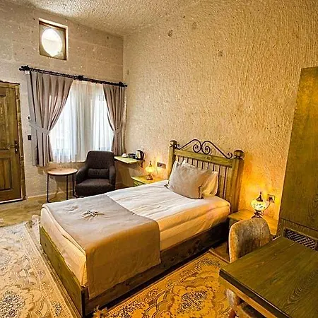 Majestic Cave House 4*