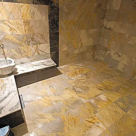 Majestic Cave House Hotel 4*