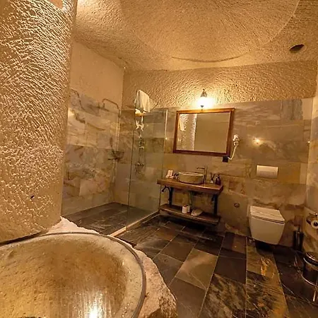 Majestic Cave House Hotel