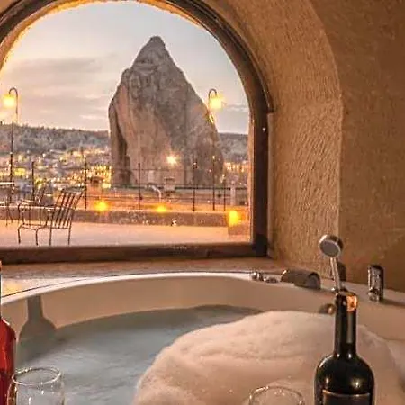 Hotel Majestic Cave House